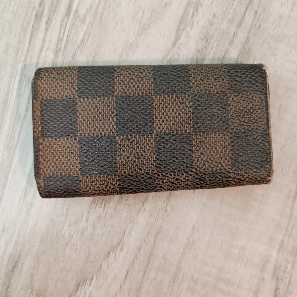 louis vuitton damier eben key card holder